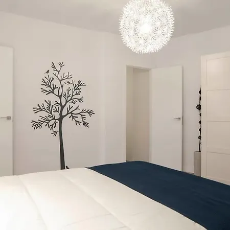 Moderno Apartamento En Plaza Merced Málaga Buitenkant foto