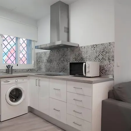 Moderno Apartamento En Plaza Merced Málaga Buitenkant foto